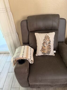 Home decor pillow and  blanket